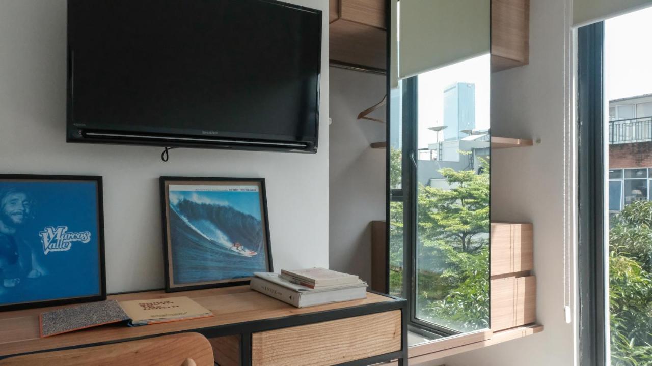Tengah Tengah Jakarta Exterior foto